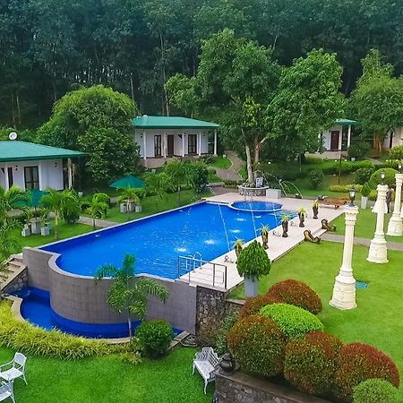 Seethawaka Regency Avissawella Bagian luar foto