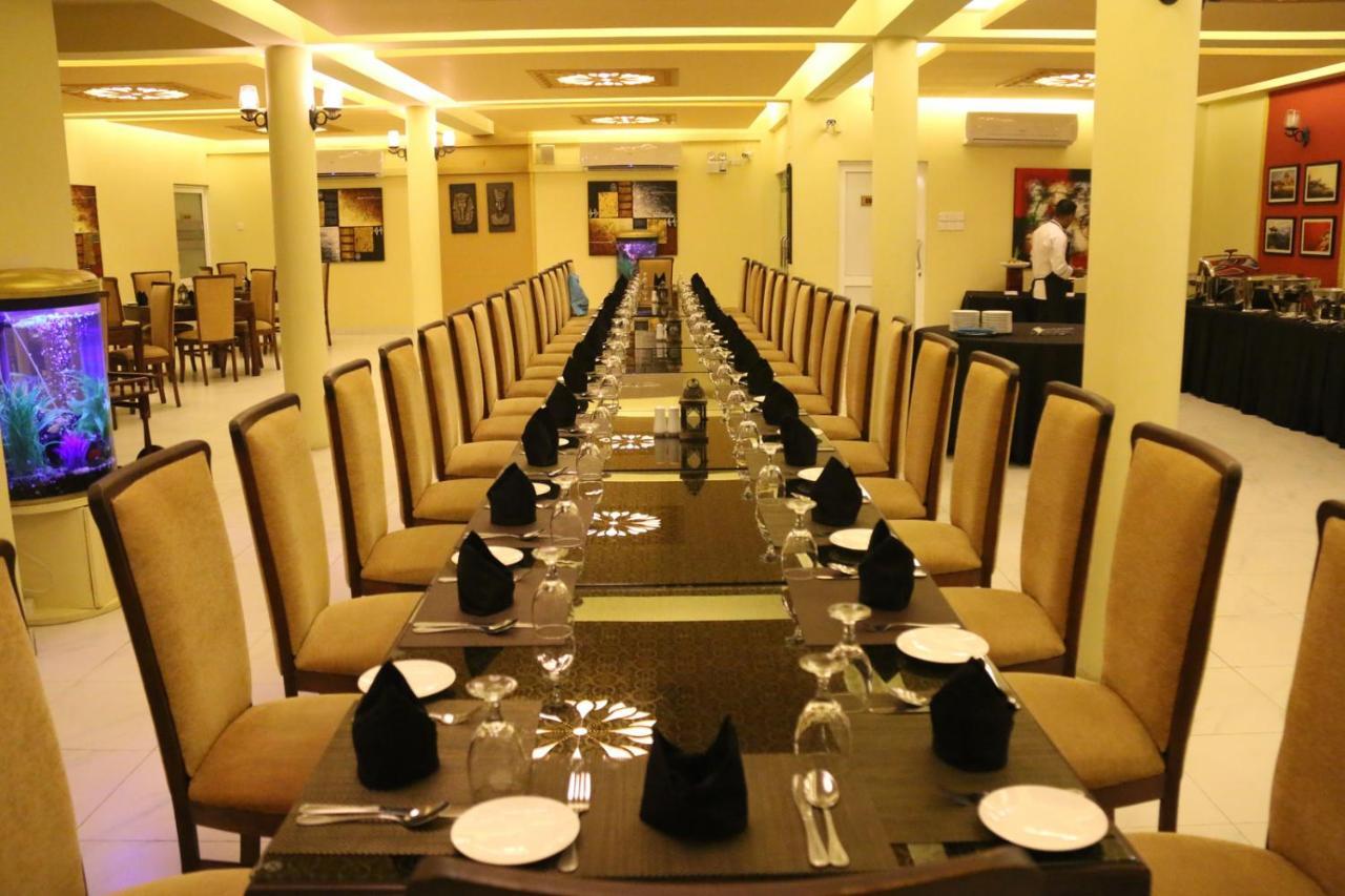 Seethawaka Regency Avissawella Bagian luar foto