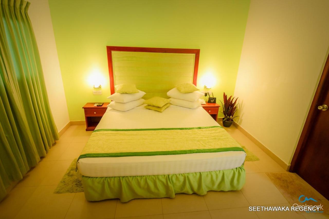 Seethawaka Regency Avissawella Bagian luar foto